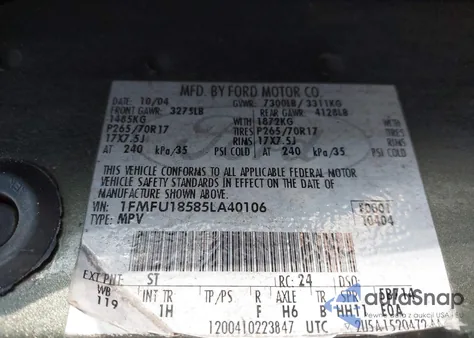 2005 Ford Expedition Eddie Bauer/King Ranch from USA, damaged, VIN 1FMFU18585LA40106